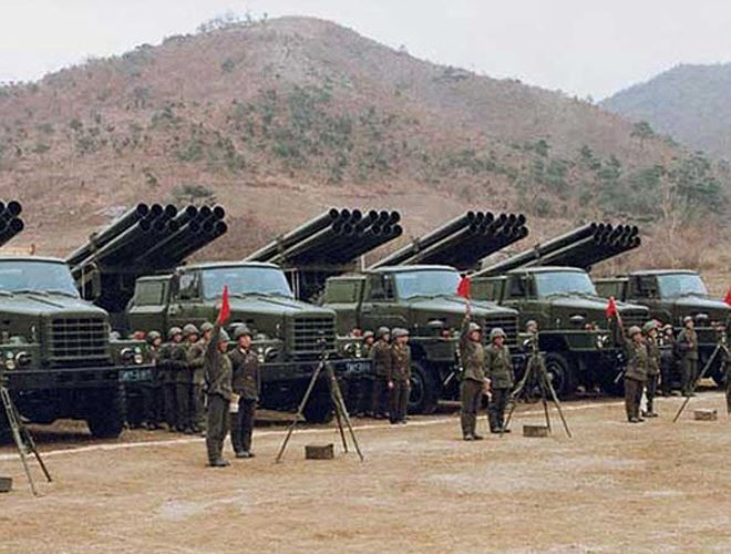 Những loại pháo lớn cỡ nòng lớn 170mm có khả năng bắn xa tới 60km, xa hơn cả các loại pháo của Mỹ, Hàn Quốc, đủ sức uy hiếp từ xa mà không lo sợ phản pháo.