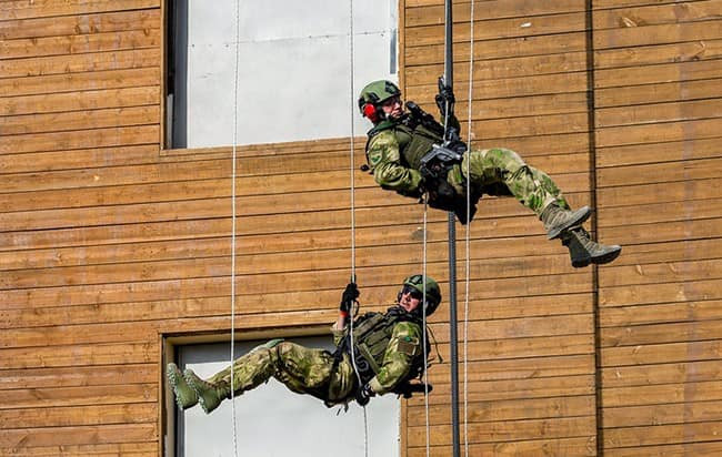 Môi trường tác chiến đô thị cũng là nơi quân đội Nga phải nhận "quả đắng" khi tác chiến ở Chechen trong quá khứ. Nguồn ảnh: RusBeyond.