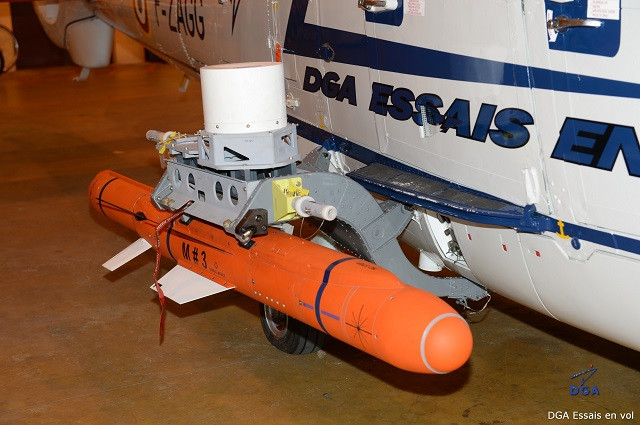 Điều đáng nói đó là Venom được thiết kế để có thể "phóng mù" - nghĩa là phóng khi chưa khoá mục tiêu. Trên đường bay, tên lửa có thể nhận lệnh khoá mục tiêu bất cứ lúc nào hoặc tự nhận diện và tấn công mục tiêu giá trị lớn nhất mà nó ghi nhận được. Nguồn ảnh: Pinterest.