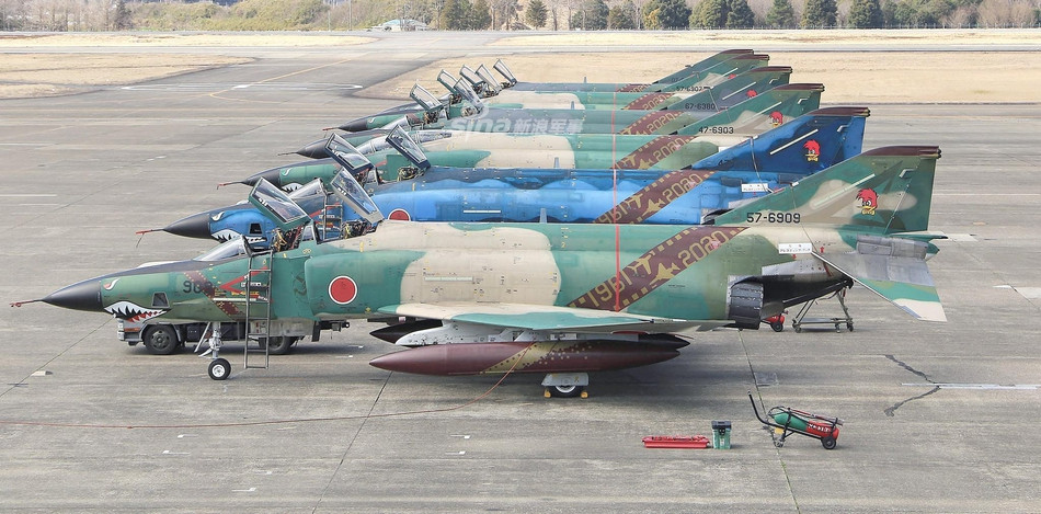 Sau ngày này, toàn bộ các máy bay trinh sát RF-4E/EJ sẽ được cho về hưu bất chấp việc Nhật Bản chưa có phương tiện thay thế cho nhiệm vụ của RF-4E/EJ. Nguồn ảnh: Sina.