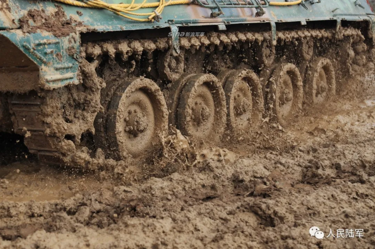 Bản thân xe tăng Type 96 của Trung Quốc chưa từng được đối đầu thực chiến với bất cứ loại xe tăng nào trên chiến trường, tuy nhiên một vài dòng xe tăng thế hệ 2 của Trung Quốc khác đã từng có cơ hội được thử lửa. Nguồn ảnh: Sina.