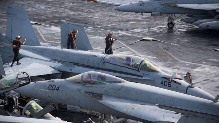 Mặc dù vậy, việc chuyển từ sử dụng thế hệ tiêm kích do Liên Xô - Nga sản xuất sang loại tiêm kích do phương Tây sản xuất đòi hỏi sự thay đổi rất lớn về mặt tư duy cũng như hệ thống vũ khí, đạn dược dự trữ. Nguồn ảnh: Pinterest.