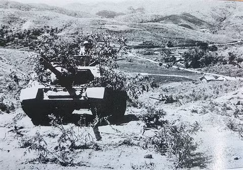 Vào thời điểm pháo tự hành SU-100 được ra đời, nó có hoả lực pháo chính 100mm rãnh xoắn cực mạnh, đủ sức phá huỷ mọi loại xe tăng hạng nhẹ, hạng trung thời điểm bấy giờ. Nguồn ảnh: TL.