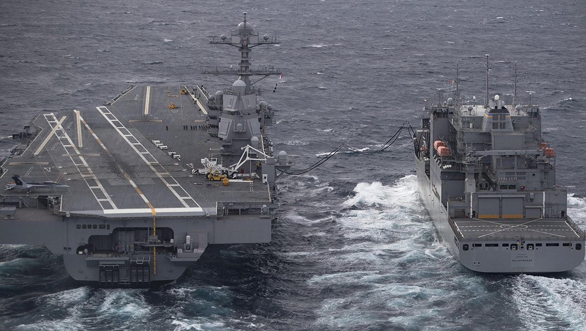 Giới quan sát khẳng định, các nhà hoạch định sẽ không thể lường trước được các khoản chi phí cao đến khổng lồ liên quan đến vấn đề nhà vệ sinh trên tàu sân bay - tuy nhiên đây lại là một trong những thứ thiết yếu bậc nhất với thuỷ thủ đoàn. Nguồn ảnh: BI.