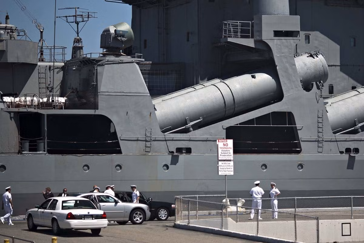 Loại tên lửa này có kích thước cực kỳ lớn, nặng tổng cộng 4,8 tấn, mang theo đầu đạn 1000 kg, dài 11,7 mét và đường kính 880mm. Nguồn ảnh: Rumil.