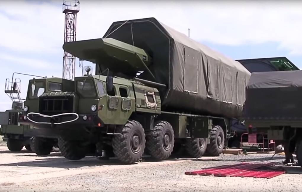 Chưa kể đến việc, tên lửa siêu siêu thanh ví dụ như Avangard có thể bay với quỹ đạo cực kỳ lắt léo, thậm chí bay theo quỹ đạo không theo quy luật, khiến việc đánh chặn nó là điều bất khả thi. Nguồn ảnh: Rumil.