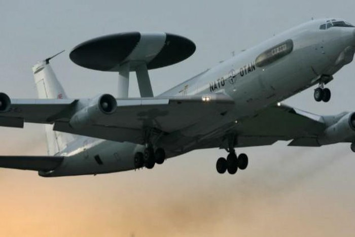 Nhiễu điện tử dày đặc theo nhận định sẽ tước đi khả năng kiểm soát sự di chuyển của các radar phòng không Nga đối với máy bay chiến đấu thuộc lực lượng không quân Mỹ và Ukraine theo hướng Bắc.