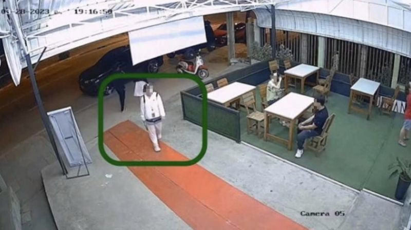 Nhan duoc cuoc goi la, bo dau don tot do vi dieu nay