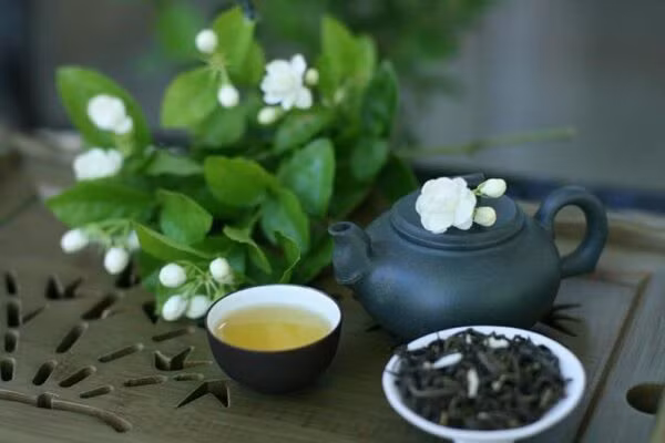 Uong tra kieu nay doc gap 10 lan hut thuoc-Hinh-2