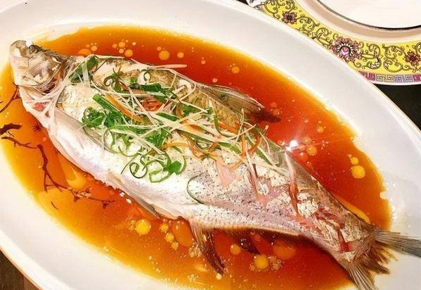 Phu nu xinh dep, tre lau cuc thich an 6 thuc pham nay