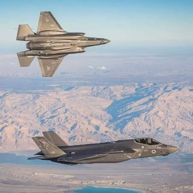 Theo thông tin từ Hãng tin Nga Sputnik, vào tối ngày 8/5 Không quân Israel đã tiến hành một cuộc không kích vào khu vực Aleppo ở Syria; để bảo đảm yếu tố bí mật, bất ngờ, Không quân Israel đã điều máy bay tàng hình F-35 tối tân nhất của họ để đảm bảo thành công của cuộc không kích này.