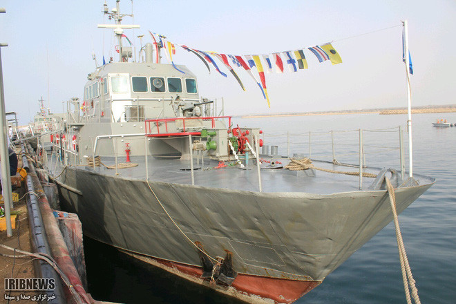 Còn tàu Konarak là một trong số 12 chiếc, được đóng bởi Công ty đóng tàu Hà Lan Damen Shipyard Group (8 chiếc) và 4 chiếc đóng theo giấy phép tại Iran từ năm 1985 đến 1993, theo dự án MIG-S-4700-SC.