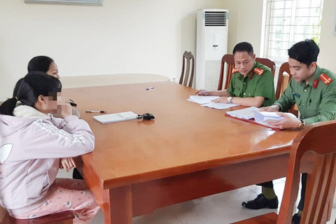 Khi báo chí phản ánh, các cơ quan chức năng tỉnh Vĩnh Phúc đã vào cuộc và mới đây, Công an TP Vĩnh Yên đã ra quyết định xử phạt vi phạm hành chính số tiền 12,5 triệu đồng đối với các hành vi vi phạm của bà Vĩnh.