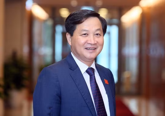 Phó Kiểm toán trưởng, Kiểm toán Nhà nước khu vực IV (tại Thành phố Hồ Chí Minh); Kiểm toán trưởng, Kiểm toán Nhà nước khu vực V (tại thành phố Cần Thơ); Phó Tổng Kiểm toán Nhà nước.