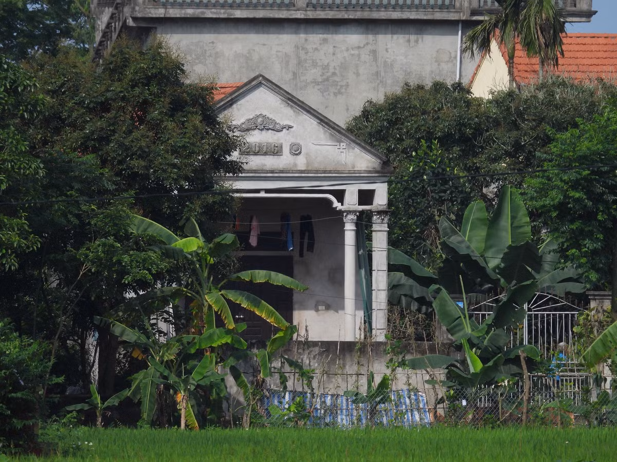 Tiếp tục thực hiện nghiêm ngặt phòng chống dịch bệnh tại khu công nghiệp, nhà máy và nơi công sở.