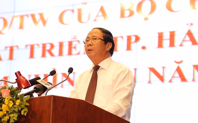 Từ 6/2006-5/2009: Phó Bí thư Đảng ủy, Giám đốc Công ty Xi măng Hải Phòng, kiêm Trưởng Ban quản lý dự án Khu đô thị xi măng Hải Phòng; Đại biểu Quốc hội Khóa XII (từ 5/2007-5/2011). 