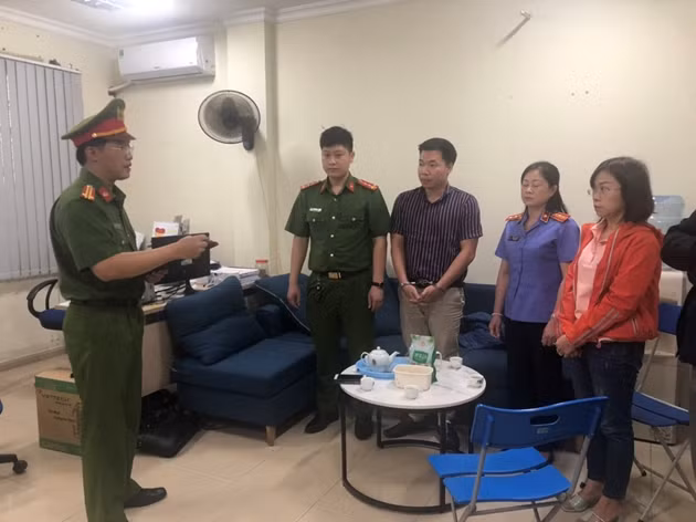 Sai pham dau thau thiet bi y te o Son La: Bat them TGD cong ty Toan Cau