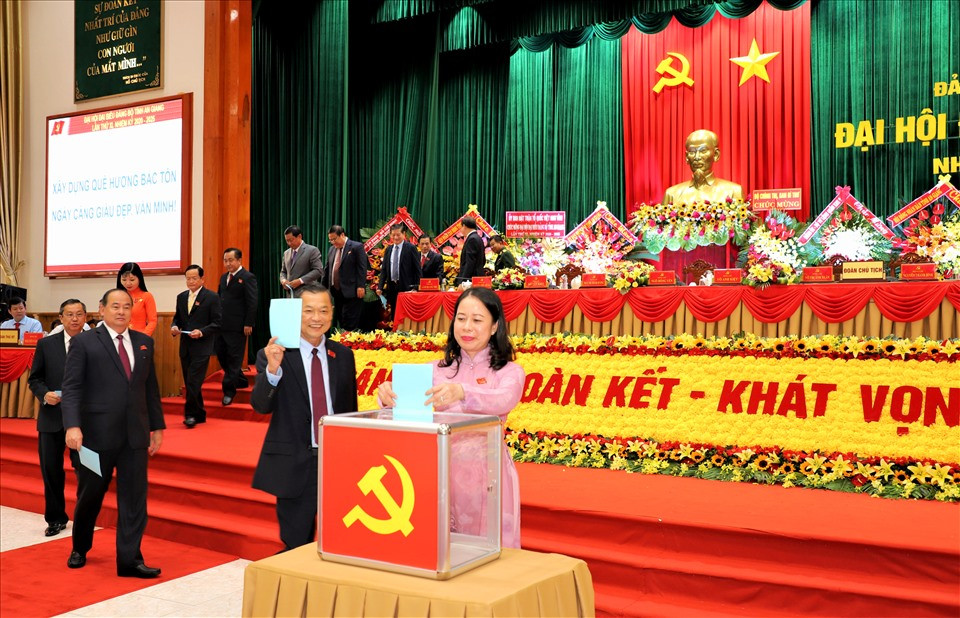 Tại Đại hội đại biểu toàn quốc lần thứ XIII của Đảng diễn ra hồi cuối tháng 1, bà tái cử Ban Chấp hành Trung ương khóa XIII và mới đây có tên trong danh sách ứng cử đại biểu Quốc hội khóa XV ở khối Chủ tịch nước.