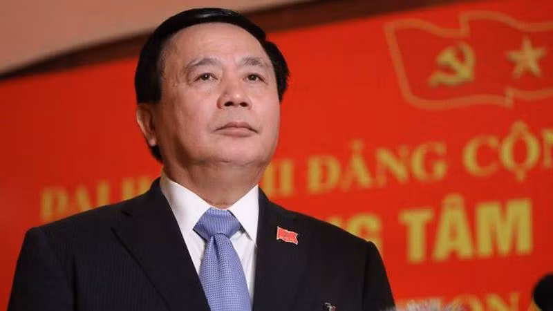 Giám đốc Học viện Chính trị quốc gia Hồ Chí Minh, Chủ tịch Hội đồng Lý luận Trung ương Nguyễn Xuân Thắng ứng cử tại ứng cử tại Quảng Ninh.