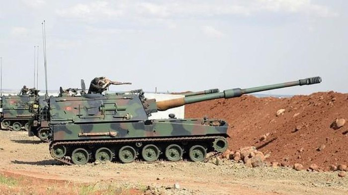 Việc Thổ Nhĩ Kỳ đột ngột tăng viện sang Syria là biện pháp phòng bị trong trường hợp liên minh Nga-Syria tấn công vào nhóm vũ trang do nước này hậu thuẫn.