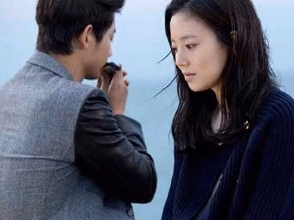 Phu nu co chong chua chac hanh phuc nhung co tien chac chan se vui