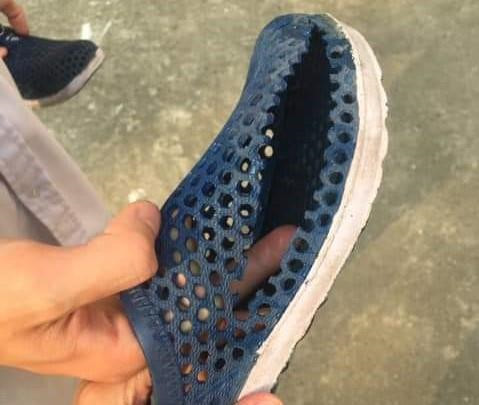 Bi thay bat cat dep va day la viec nam sinh co 'IQ vo cuc' da lam