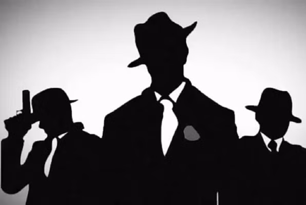 Với những "bí kíp" cải trang hoàn hảo, điệp viên CIA có thể dễ dàng hòa lẫn vào đám đông, hoàn thành nhiệm vụ mà không bại lộ thân phận.