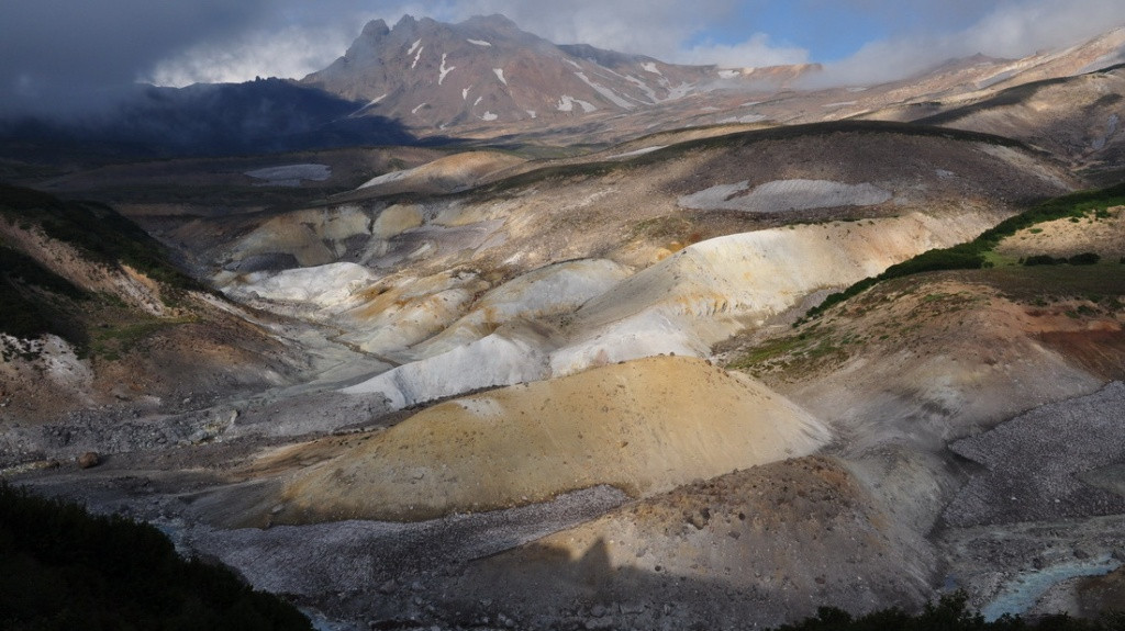 Vào thế kỷ 20, Thung lũng Chết được phát hiện một cách tình cờ ở bán đảo Kamchatka thuộc vùng Viễn Đông Nga.