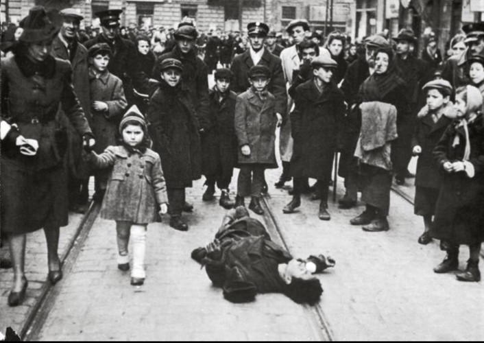 Phụ nữ Do Thái chiếm hơn 50% tổng số nạn nhân bị Đức quốc xã giết hại trong cuộc thảm sát mang tên Holocaust.