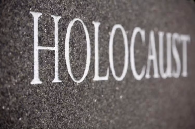Trong thời gian diễn ra cuộc thảm sát Holocaust, khoảng 1/3 dân số Do Thái bị Đức quốc xã tàn sát một cách man rợ tại các trại tập trung.