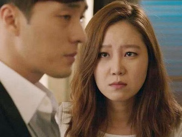 Một khi đàn bà đã cạn nghĩa thì đàn ông đừng mong hàn gắn Mot khi dan ba da can nghia thi dan ong dung mong han gan