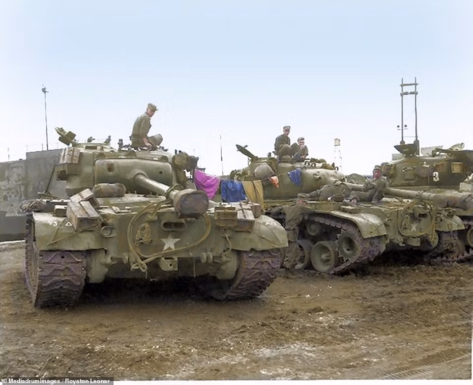 Xe tăng được hai phía sử dụng nhiều trên chiến trường trong thời gian diễn ra chiến sự khốc liệt.