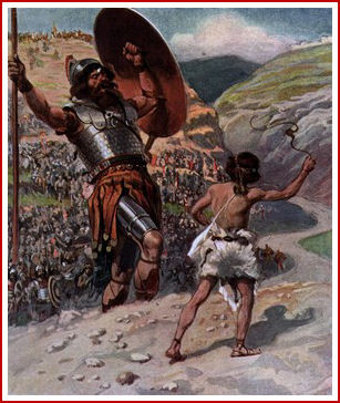 Trước Goliath, David là một người vô cùng nhỏ bé. Điều này khiến Goliath tức giận vì cho rằng đang chiến đấu với một đứa trẻ.