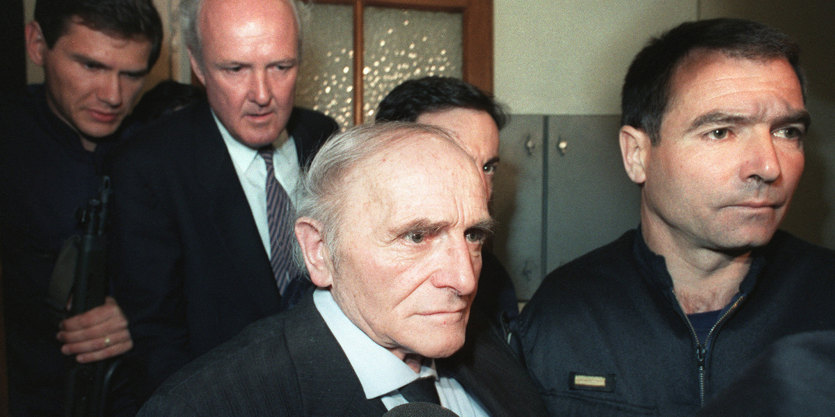 Những trẻ em vô tội này bị "gã đồ tể Lyon" bắt và đưa đến trại tập trung Auschwitz. Tại đây, toàn bộ tù nhân bị đưa vào các phòng hơi ngạt và tử vong trong đau đớn. Đây chỉ là số nhỏ trong số hàng ngàn người Do Thái bị Klaus Barbie đưa đến các trại tập trung của Hitler.