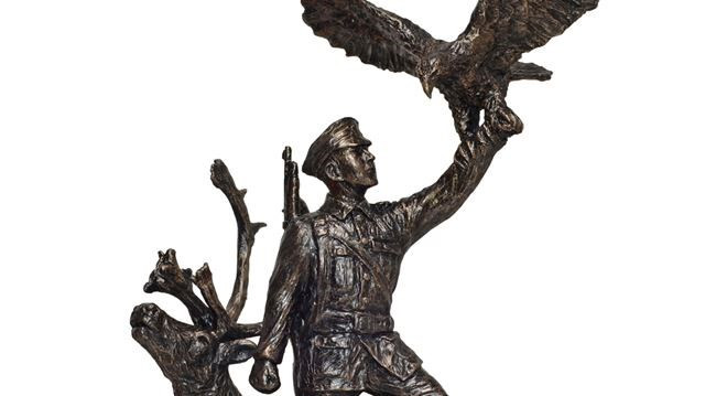 Vì vậy, Pegahmagabow được trao thưởng nhiều huân chương, phần thưởng cao quý.