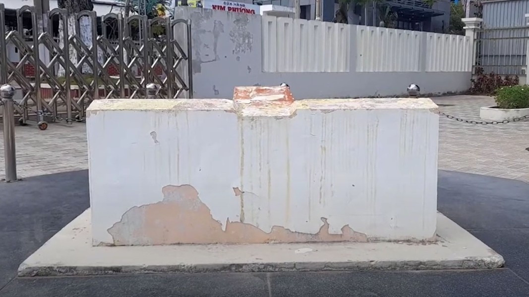 Đồng hồ đá xem giờ bằng ánh nắng mặt trời ở Việt Nam - Hình 9 Dong ho da xem gio bang anh nang mat troi o Viet Nam-Hinh-9