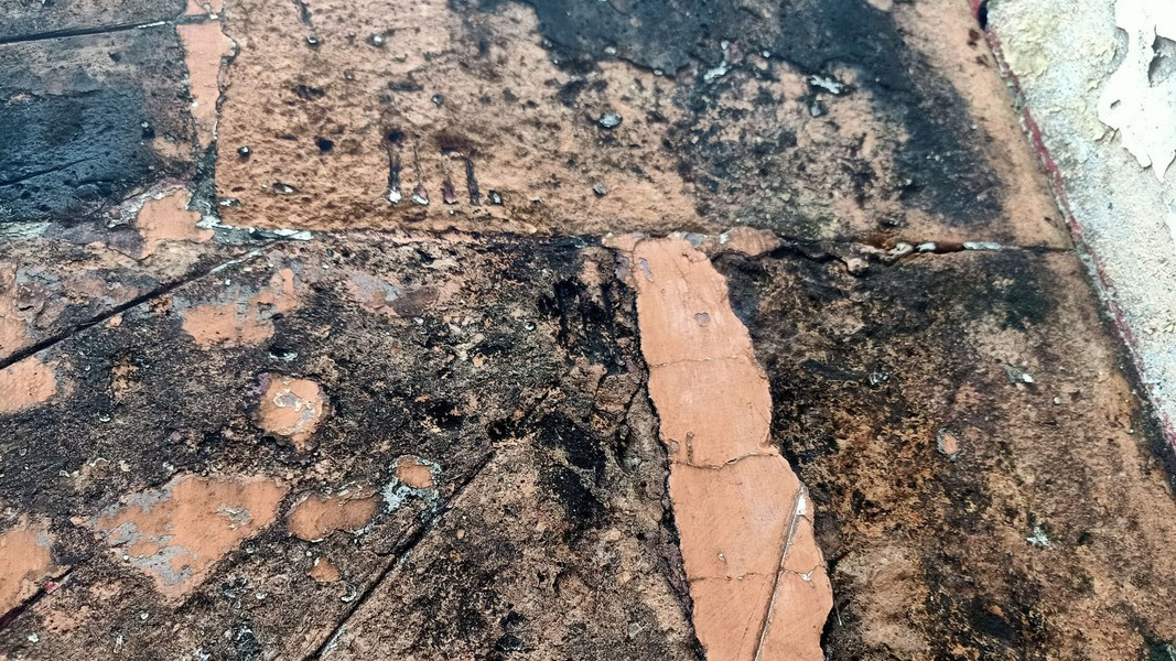 Đồng hồ đá xem giờ bằng ánh nắng mặt trời ở Việt Nam - Hình 4 Dong ho da xem gio bang anh nang mat troi o Viet Nam-Hinh-4