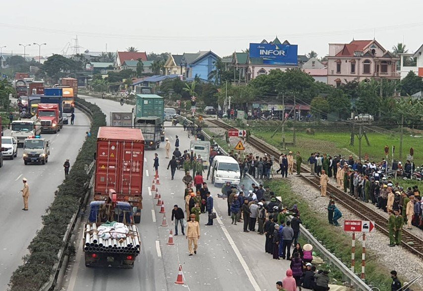 Tuoc bang ngay khi phat hien nguoi nghien lai xe, khong cho gay tai nan?-Hinh-6