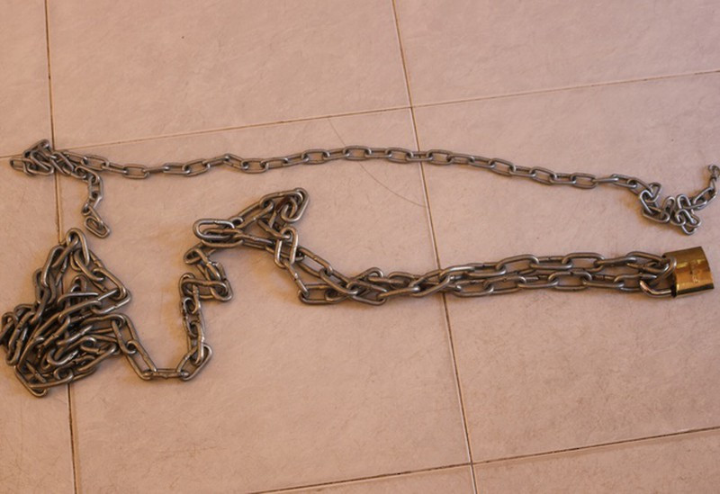 Say ruou, bi em ruot dung xich troi den tu vong