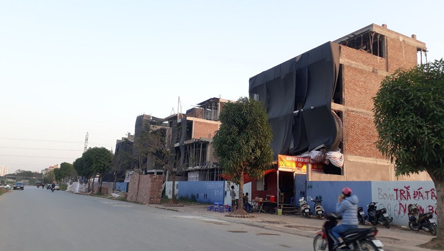 Canh tuong ngon ngang du an cua Cong ty BDS Linh Dam bi phat 62,5 trieu