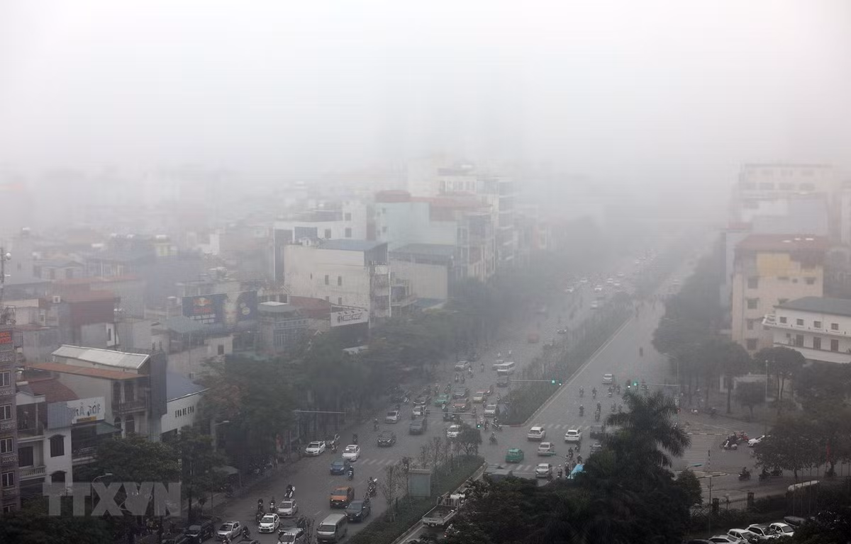 Thủ đô Hà Nội sáng sớm sương mù, Bắc Bộ có mưa nhỏ vài nơi Thu do Ha Noi sang som suong mu, Bac Bo co mua nho vai noi