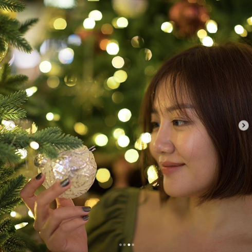 Soi chan dung ban trai nhin qua da biet la nam than cua Van Mai Huong-Hinh-3