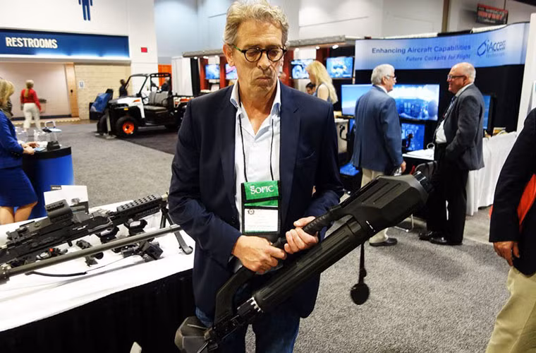 Tại đại hội công nghiệp tác chiến đặc biệt năm 2015 (SOFIC Special Operations Industry Conference), công ty công nghệ DSG của Na uy đã đưa ra một mẫu súng cối nhẹ nhất thế giới iMortar rất hiện đại.