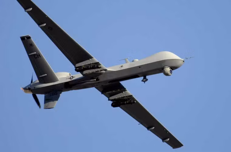 Máy bay không người lái MQ-9 có tầm bay tới 1.852km, thời gian hoạt động liên tục 14 tiếng, trần bay 15,2km, trang bị các hệ thống radar - cảm biến trinh sát cực kỳ hiện đại và kho vũ khí mạnh khủng gồm: tên lửa chống tăng Hellfire; bom dẫn đường laser GBU-12; bom thông minh JDAM và thậm chí là cả tên lửa không đối không Stinger