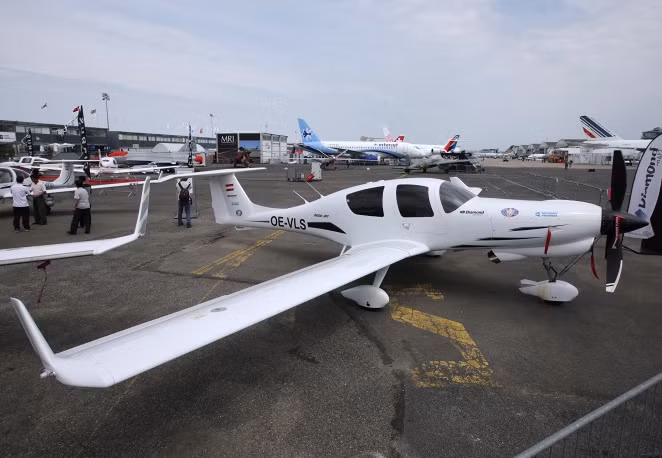 Máy bay hạng nhẹ của hãng Diamond.