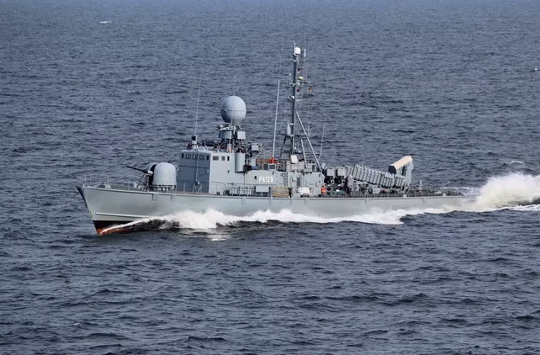 BALTOPS-2015 có sự tham gia hầu hết mọi thành viên chủ chốt của NATO đứng đầu là Mỹ, Canada, Đan Mạch, Estonia, Pháp, Đức, Latvia, Litva, Hà Lan, Na Uy, Ba Lan, Thổ Nhĩ Kỳ, Anh và Bỉ. Cùng với đó là ba nước đối tác là Phần Lan, Thụy Điển và Georgia.