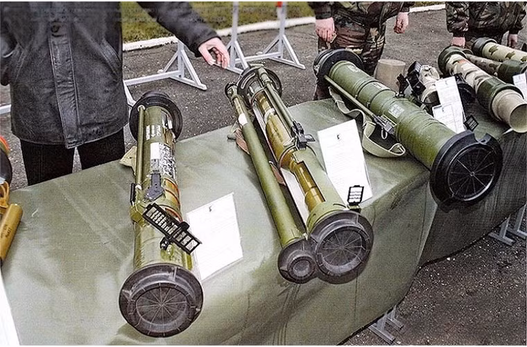 Nga cho phep xuat khau sung chong tang RPG-30 