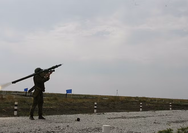 Nga hi vong VN tham du thi dau quan su nam 2016-Hinh-2
