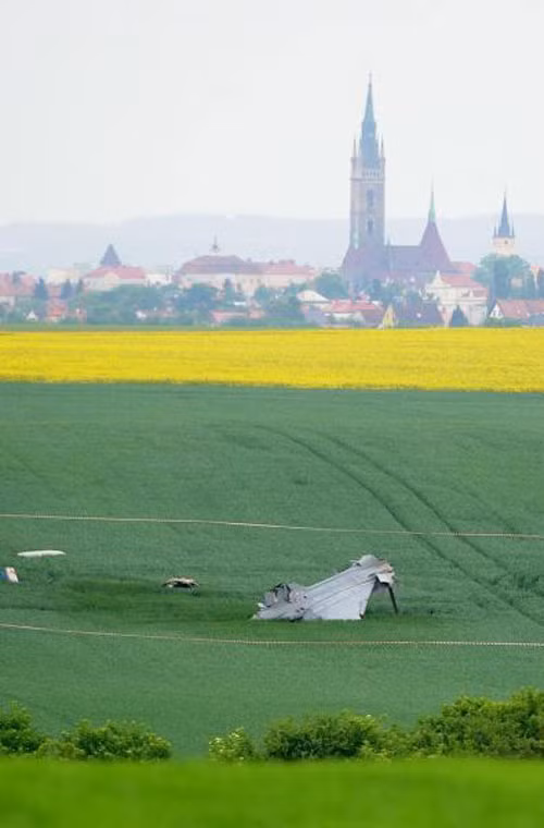 Kh vực xảy ra vụ tai nạn máy bay chiến đấu JAS-39D Gripen của Hungary đẹp như tranh.