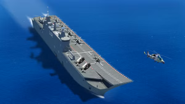 Canberra có thể mang theo 1.125 lính thủy, nếu ở khoảng cách gần hơn nó có thể mang tới 1.600 lính. Loại tàu này được thiết kế 2 sàn để các thiết bị khí tài, vũ khí. Một sàn dùng cho các phương tiện hạng nhẹ, còn một sàn khác dùng cho các phương tiện và xe tăng hạng nặng. Mỗi một tàu lớp Canberra chở được 45 xe tăng chiến đấu chủ lực hoặc nhiều hơn nếu là các phương tiện hạng nhẹ. Đồng thời Canberra còn chứa tới 4 tàu đổ bộ cao tốc LCM-1E được sử dụng để vận chuyển binh sĩ, thiết bị từ tàu lên bờ.